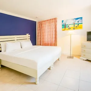 Курортный комплекс Grand Decameron Montego Beach, A Trademark, Бухта Монтего